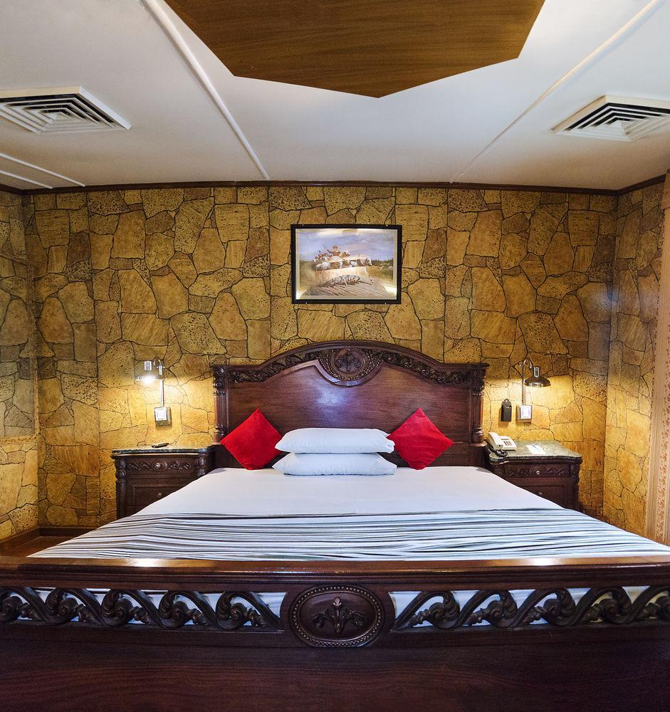 Hotel Galaxy Карачи Экстерьер фото