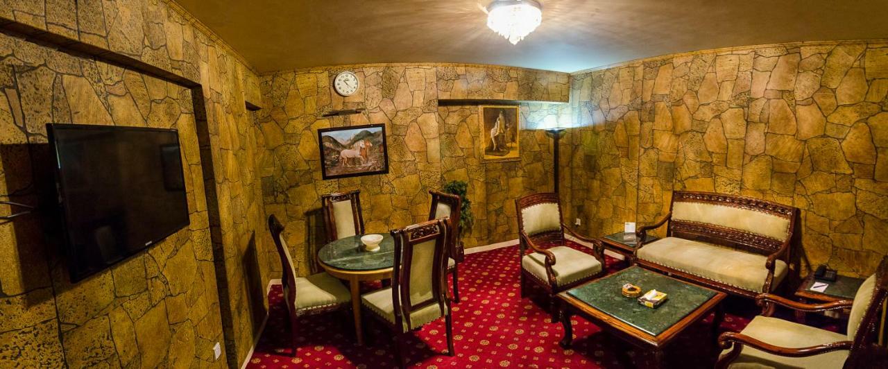 Hotel Galaxy Карачи Экстерьер фото